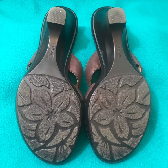 EuroSoft Brown Slide Mule w Leather Rose Detail 10 - Picture 5 of 8